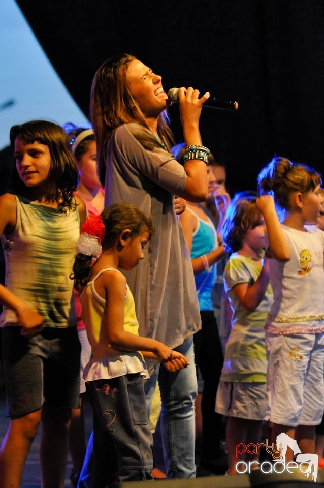 Zilele Comunei Cetariu: concert Janicsák Veca,