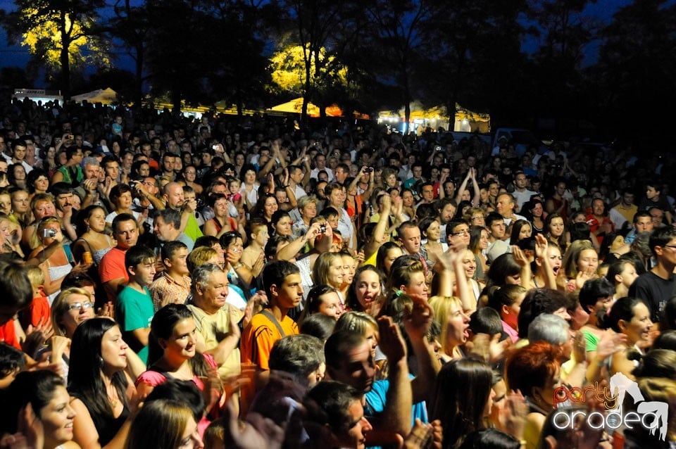 Zilele Comunei Cetariu: concert Janicsák Veca, 