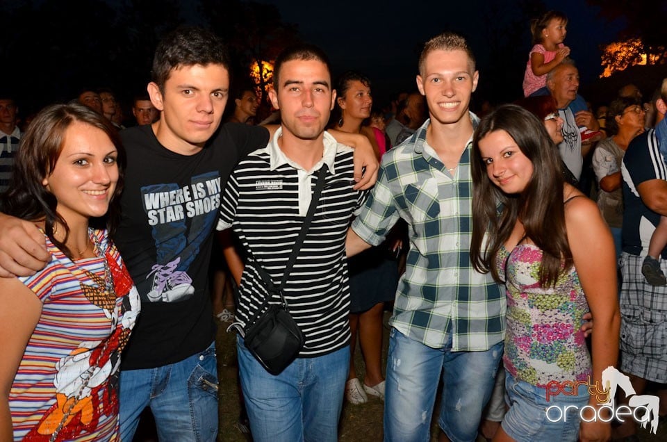 Zilele Comunei Cetariu: concert Janicsák Veca,