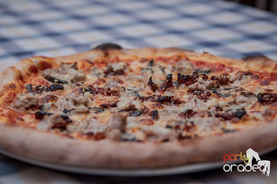 Ziua a II-a cu World Pizza Champion, Old Mill