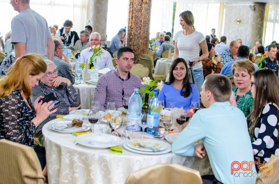 Ziua de Paşti la Hotel Internaţional, Hotel Internaţional