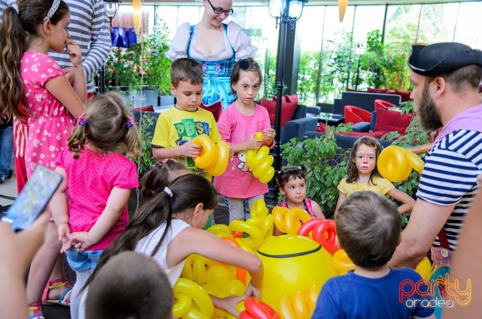 Ziua Mondială a Soarelui, Lotus Center