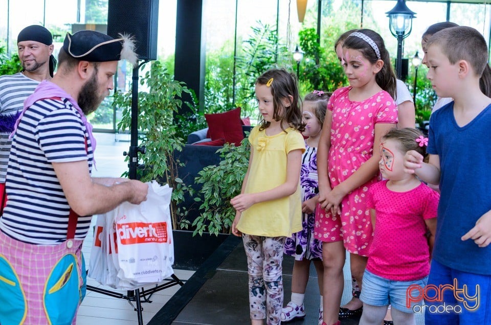 Ziua Mondială a Soarelui, Lotus Center