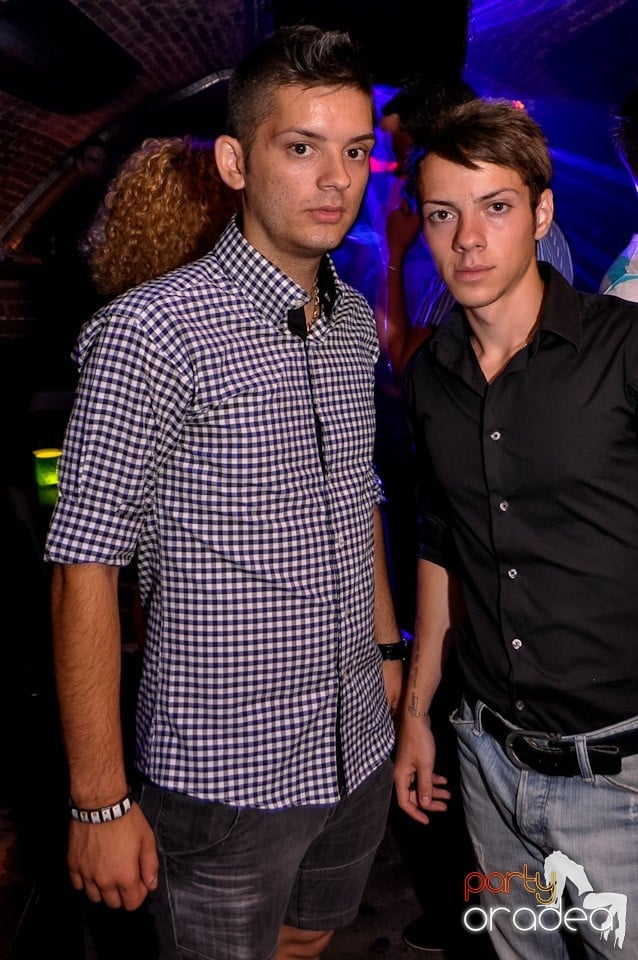 Ziua promoţiilor în Club Escape, 