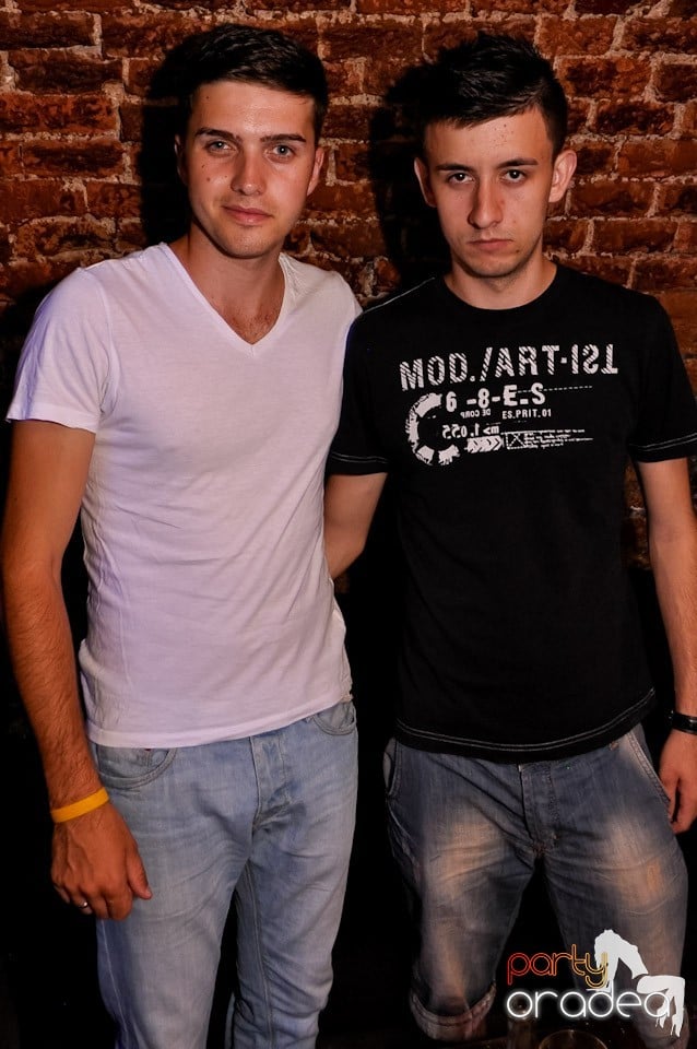 Ziua promoţiilor în Club Escape, 