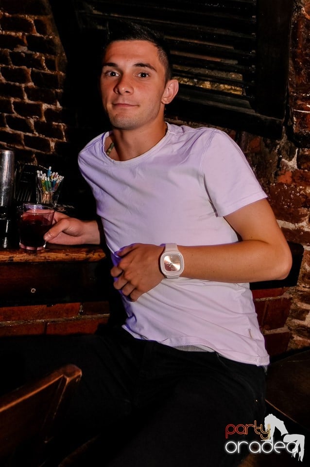 Ziua promoţiilor în Club Escape, 