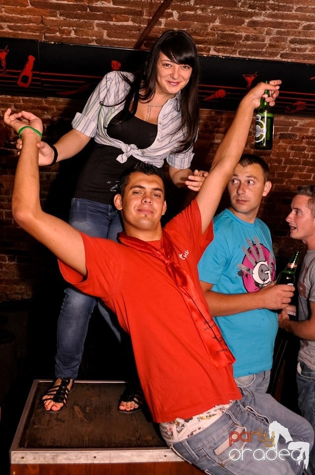 Ziua promoţiilor în Club Escape, 