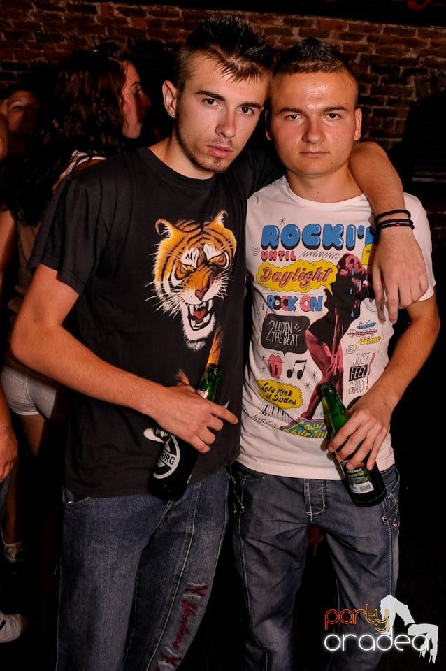 Ziua promoţiilor în Club Escape, 