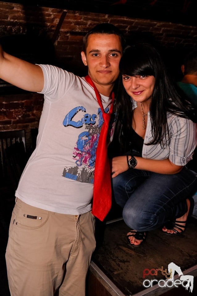 Ziua promoţiilor în Club Escape, 