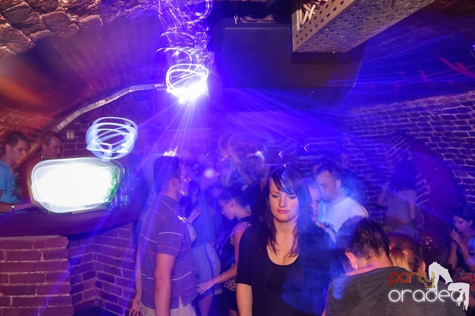 Ziua promoţiilor în Club Escape, 