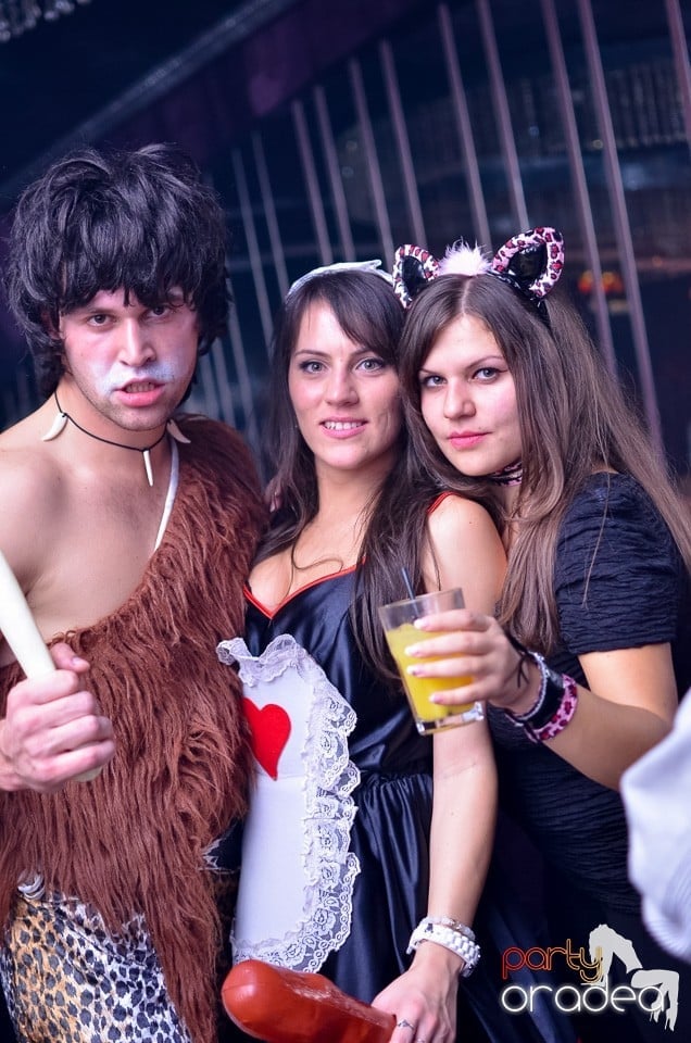 Zu Halloween Party @ The One Café & Club,