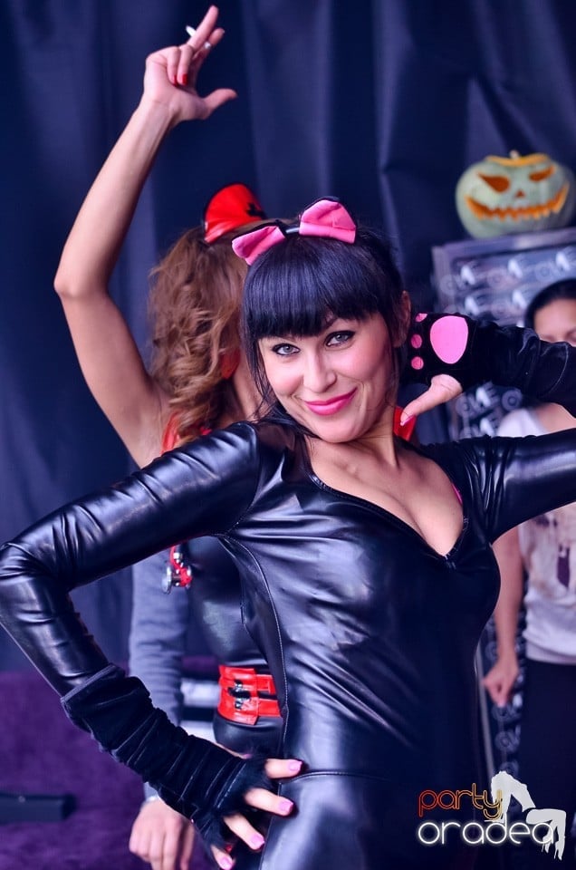 Zu Halloween Party @ The One Café & Club,