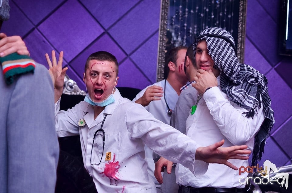 Zu Halloween Party @ The One Café & Club,