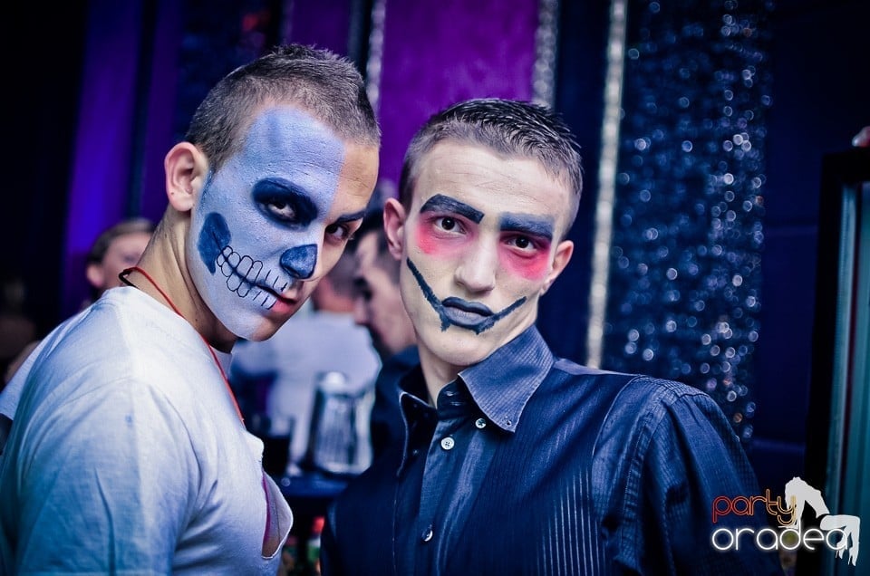 Zu Halloween Party @ The One Café & Club,