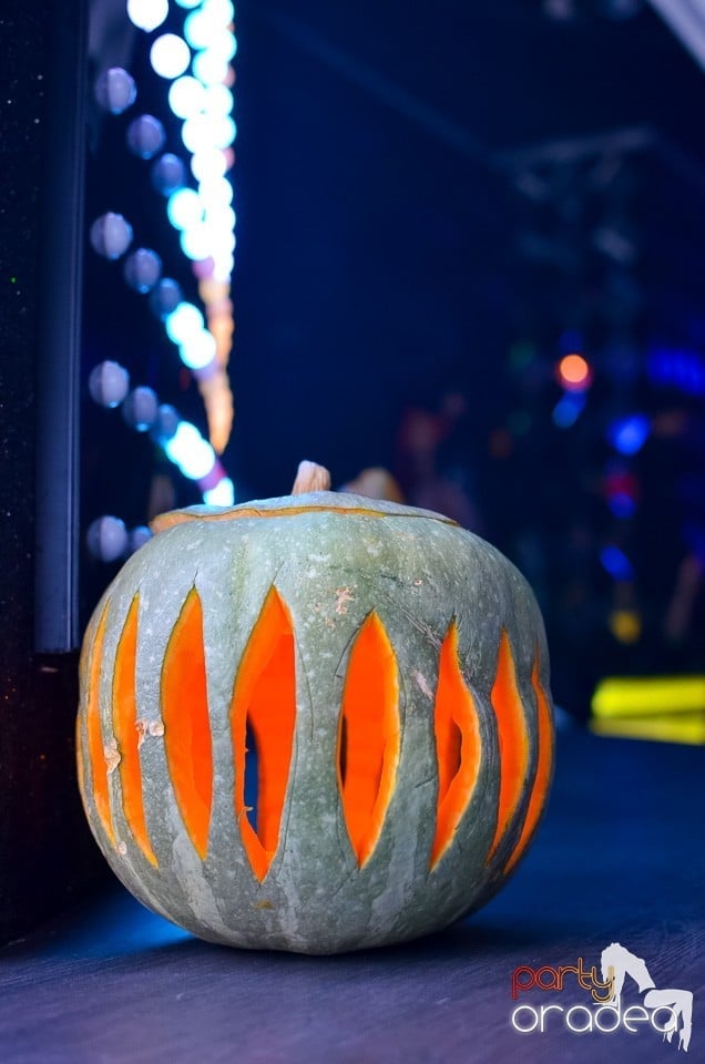 Zu Halloween Party @ The One Café & Club,