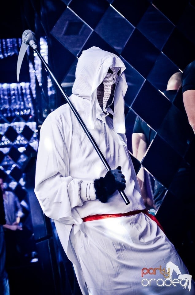 Zu Halloween Party @ The One Café & Club,