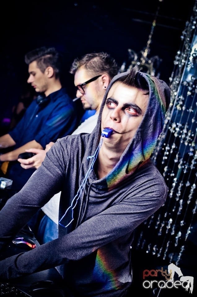 Zu Halloween Party @ The One Café & Club,