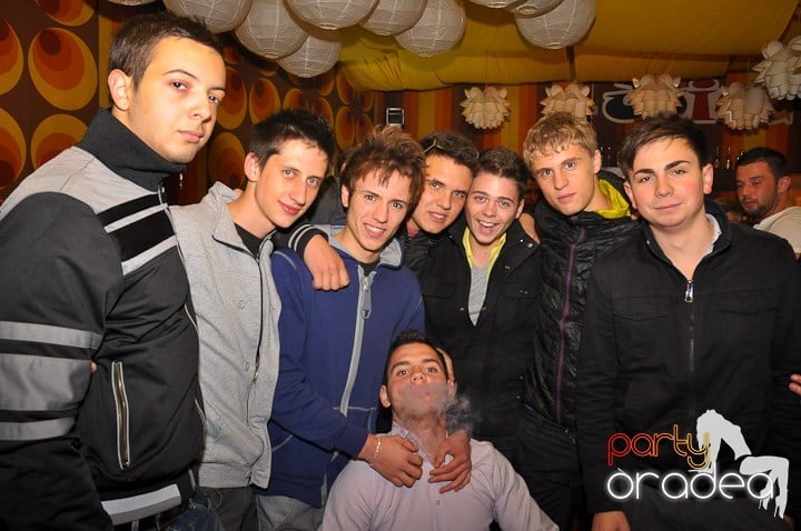 Atmosferă de party în Juice, Juice