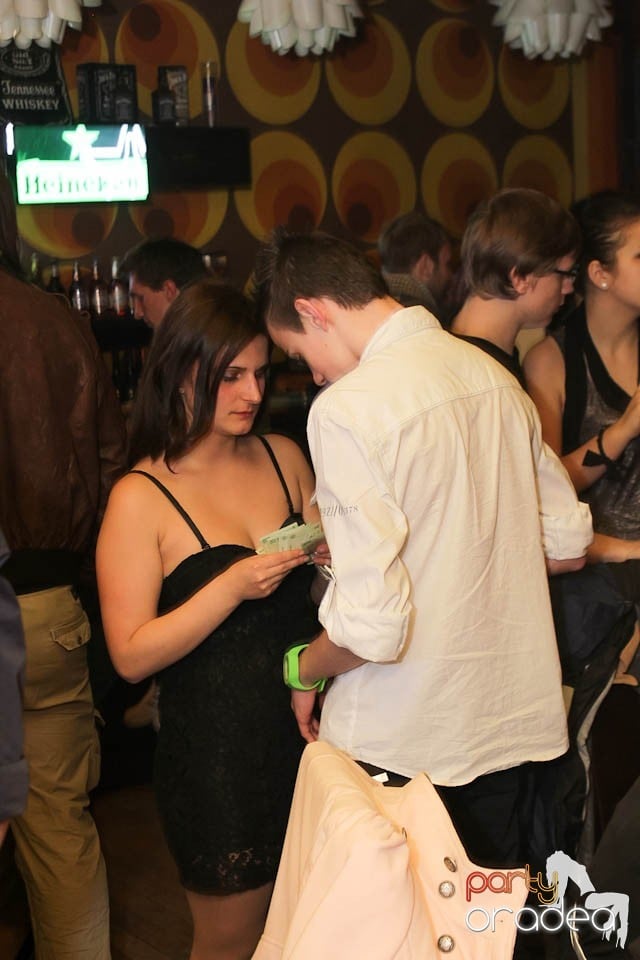 Atmosferă de party în Juice, Juice