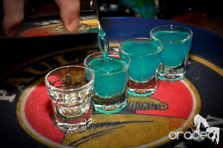 Atmosferă de party în Juice, Juice