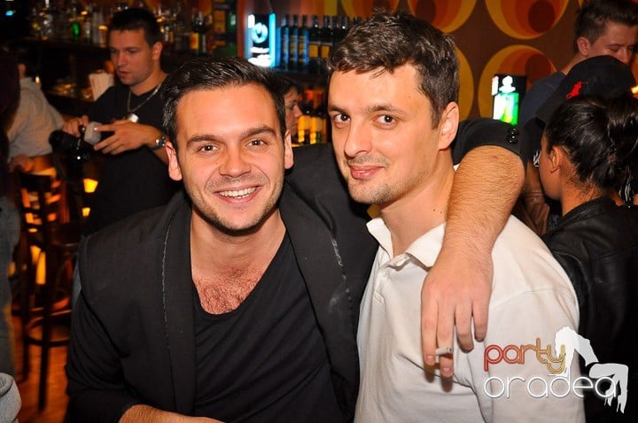 Atmosferă de party în Juice, Juice