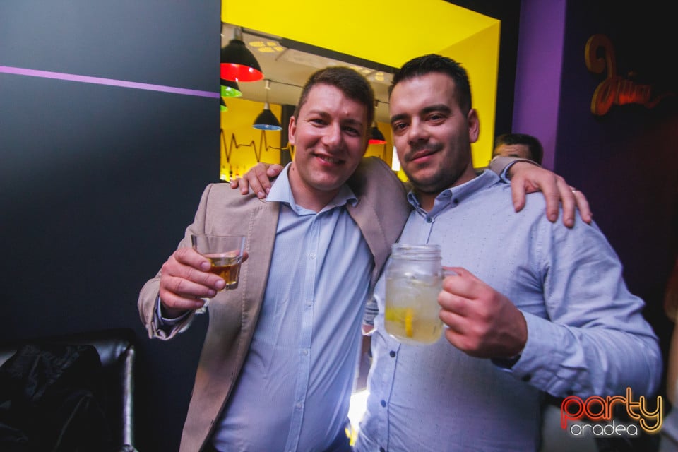 Bárány Attila in Juice, Juice