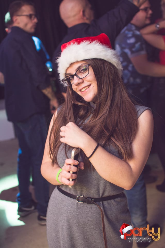 Christmas Weekend in Juice, Juice
