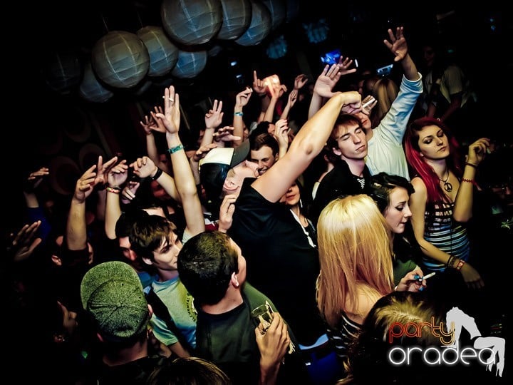 Crazy Legs cu DJ Palotai, Juice