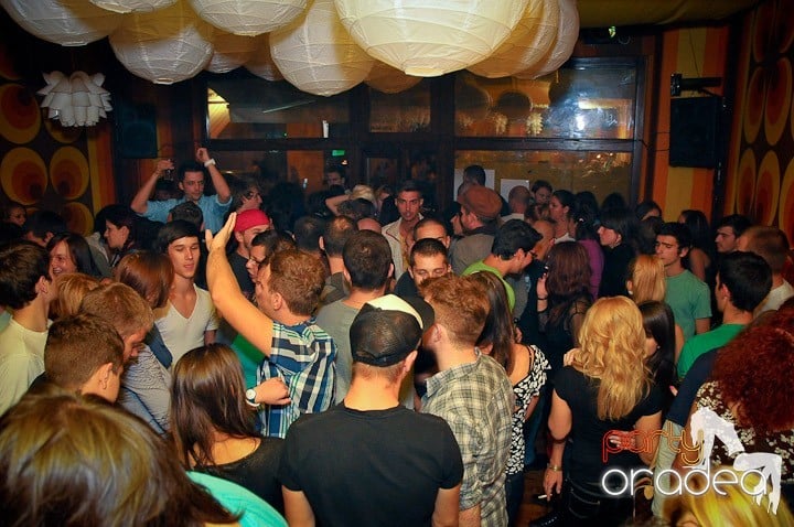 Crazy Legs cu DJ Palotai, Juice