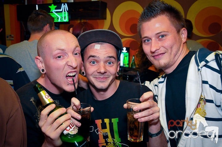 Crazy Legs cu DJ Palotai, Juice