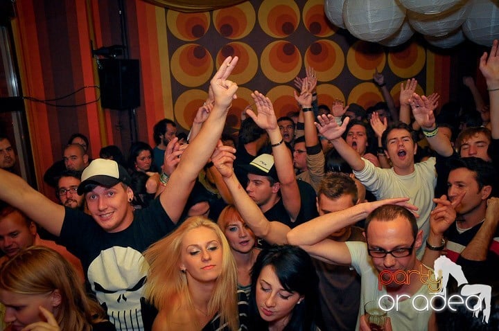 Crazy Legs cu DJ Palotai, Juice