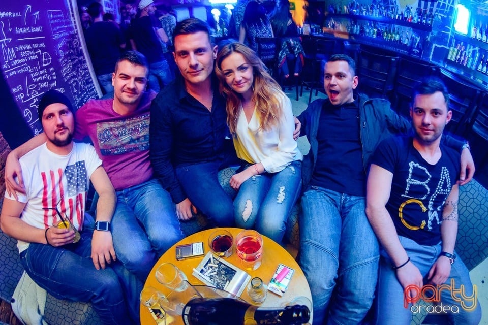 Distracţie alături de Albui, Juice