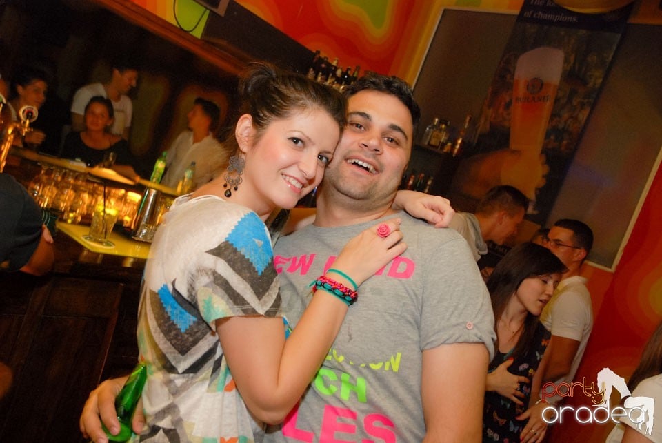Distracţie în Juice Coffeehouse & Lounge Bar, Juice
