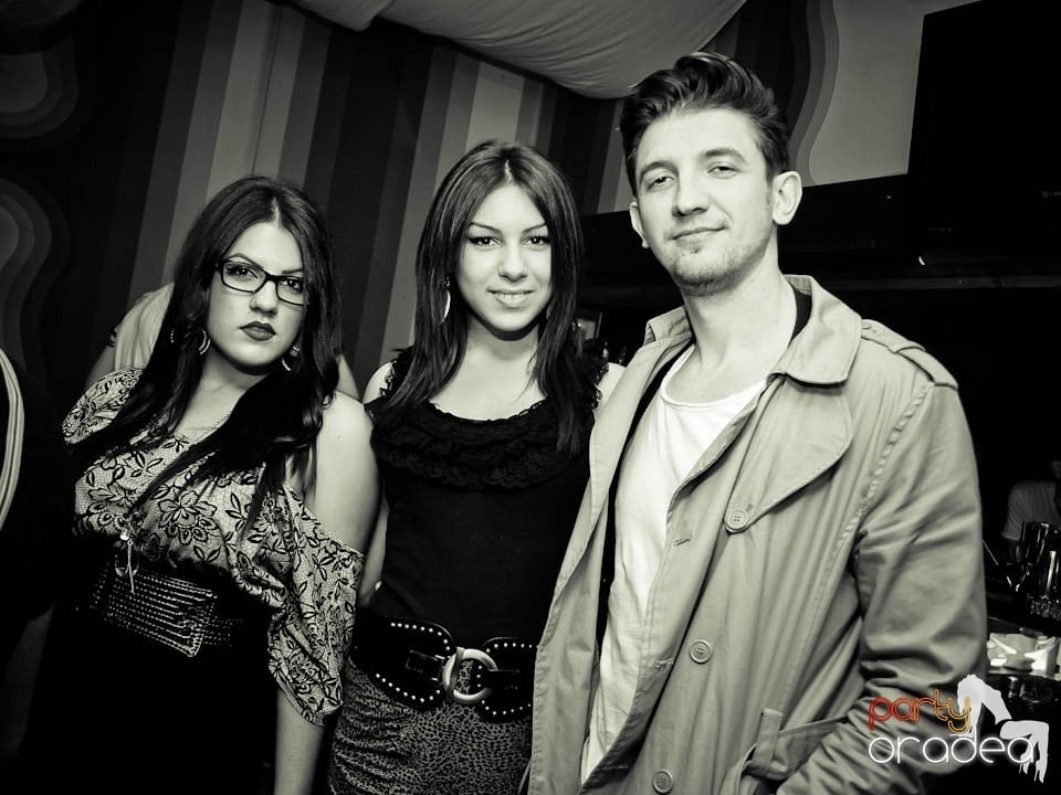 Distracţie în Juice Coffeehouse & Lounge Bar, Juice