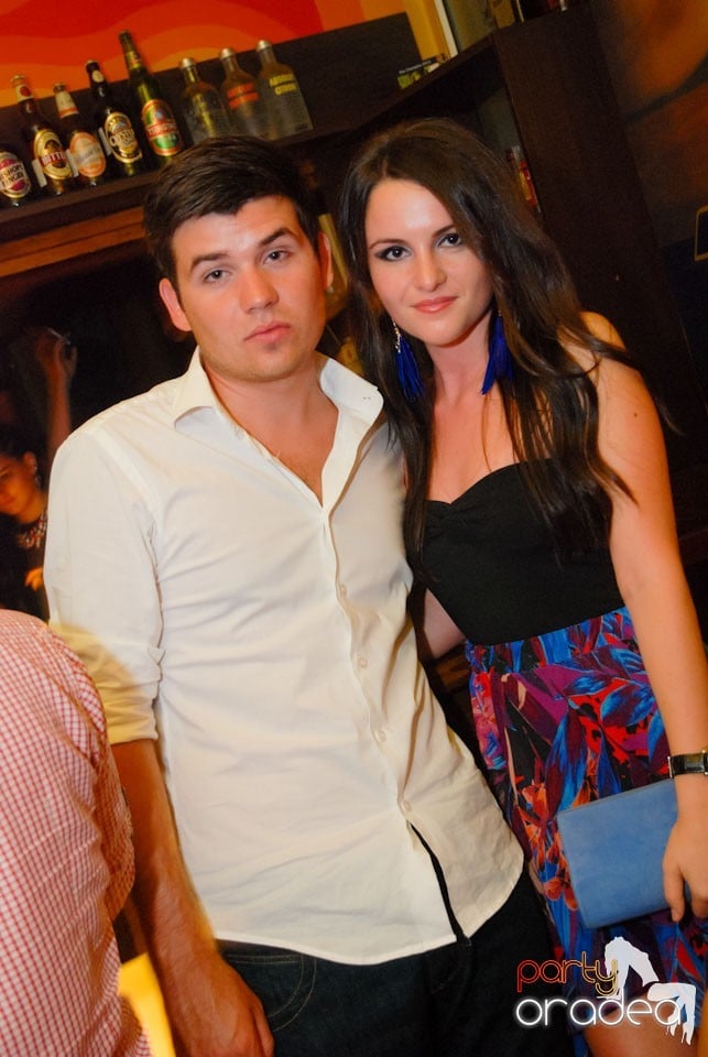 Distracţie în Juice Coffeehouse & Lounge Bar, Juice