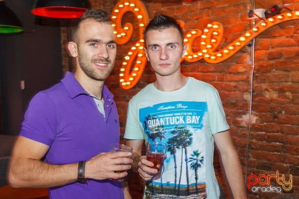 Distracţie în Juice, Juice