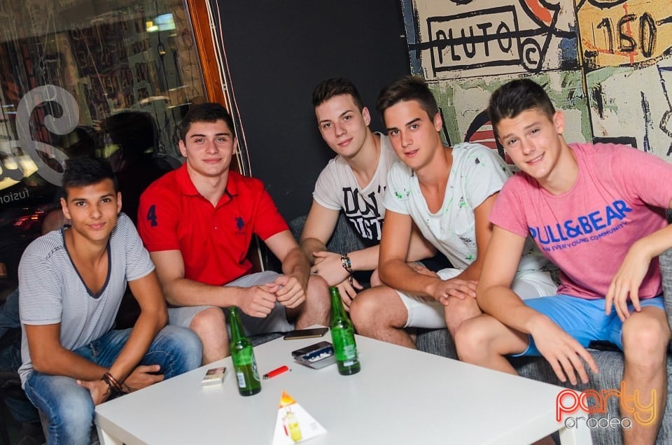 Distracţie în Juice, Juice