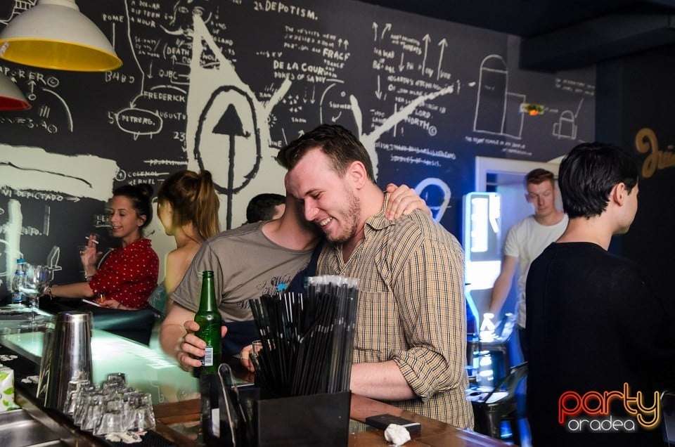 Distracţie în Juice, Juice
