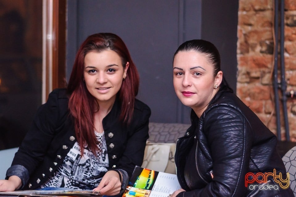 Distracţie în Juice, Juice