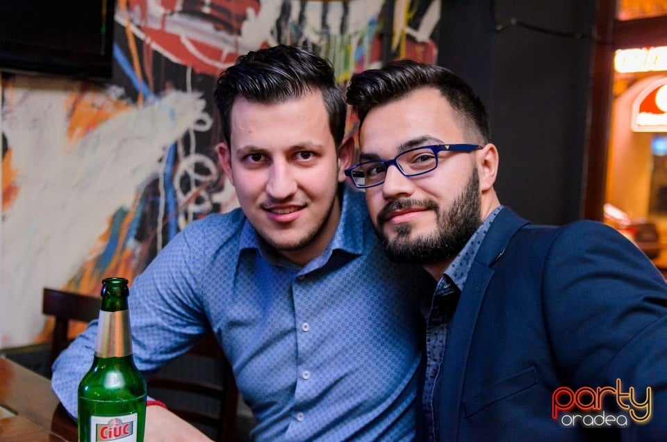 Distracţie în Juice, Juice