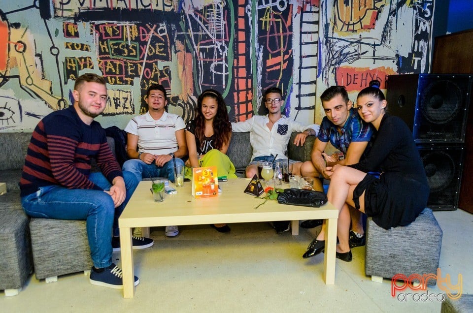 Distracţie în Juice, Juice