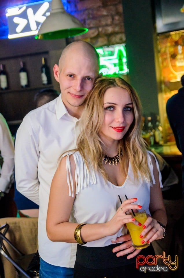 Distracţie în Juice, Juice