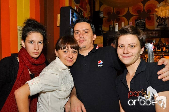 Distracţie în Juice, Juice