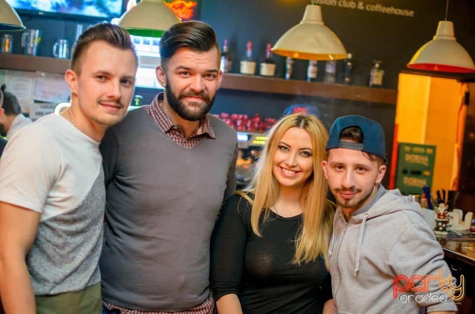 Distracţie la Juice, Juice