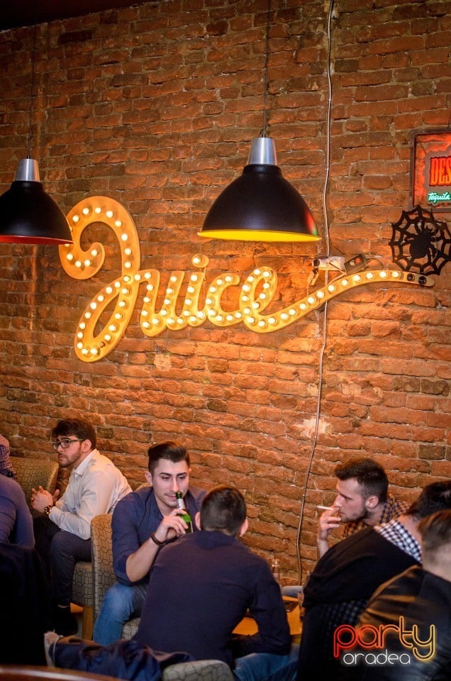 Distracţie la Juice, Juice