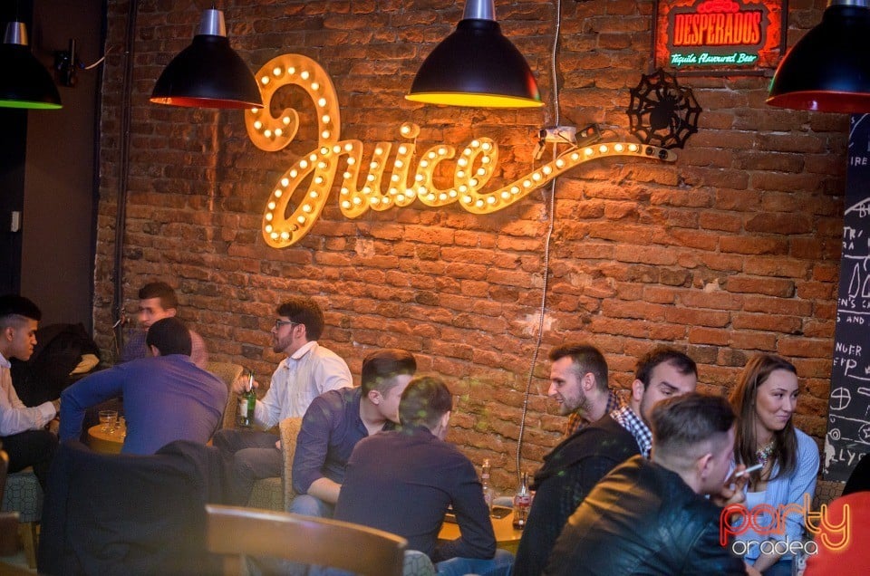 Distracţie la Juice, Juice