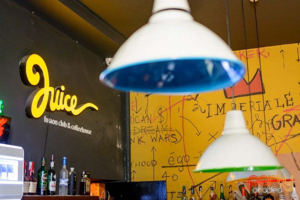 Distracţie la Juice, Juice