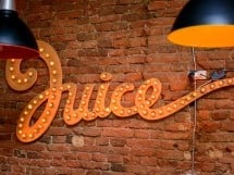 Distracţie la Juice