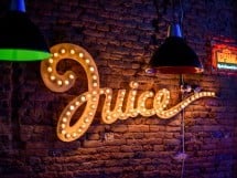 Distracţie la Juice