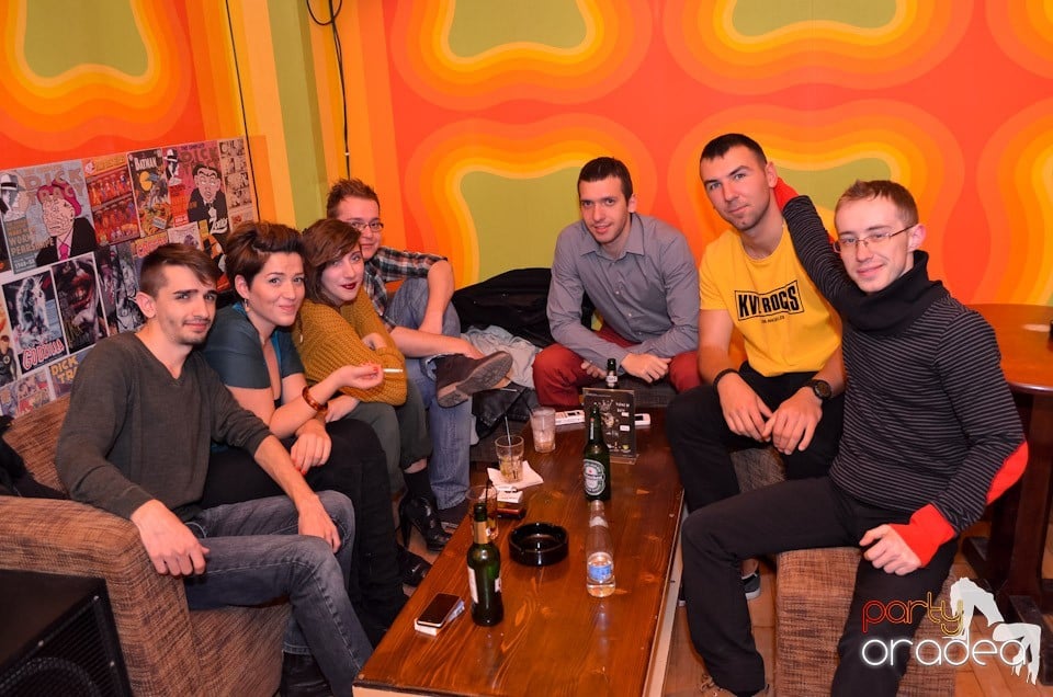 Distracţie şi voie bună în Juice, Juice